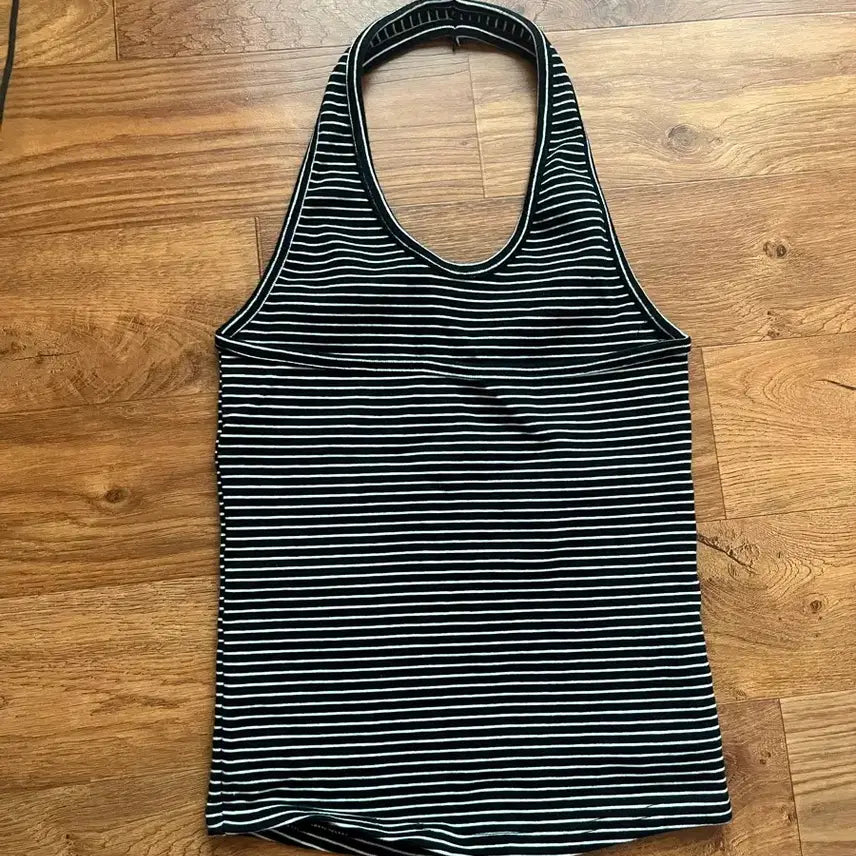 [BUNJANG] Halter Neck Tank Top / 홀터넥 나시