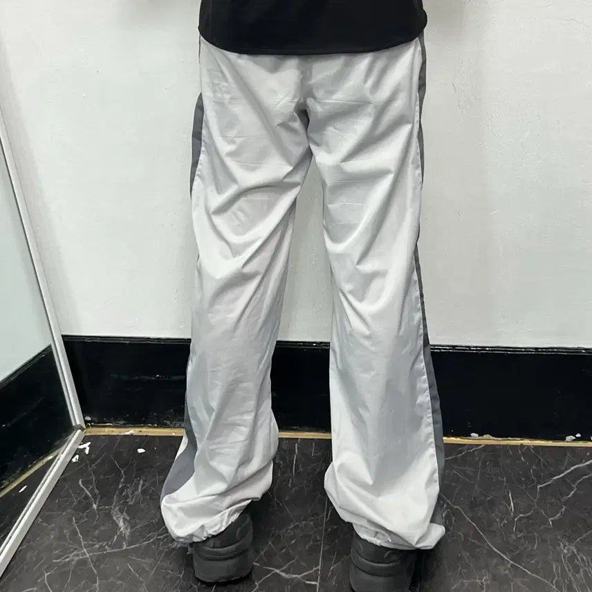[SOLD OUT] 나이키 스루시 파이핑 스트레이트 트랙팬츠