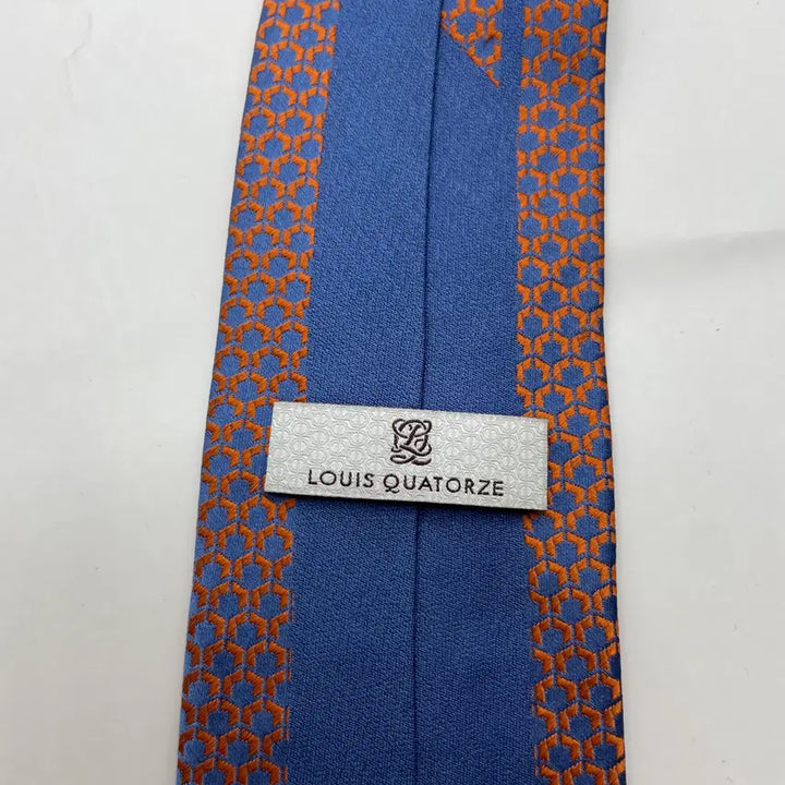 [BUNJANG] Louis Quatorze Patterned Necktie / 루이까또즈 패턴 넥타이