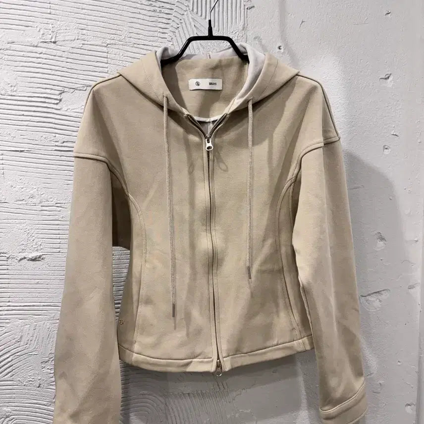 [BUNJANG] Bron Beige Cropped Hooded Zip-Up Jacket / 브론 후드 집업