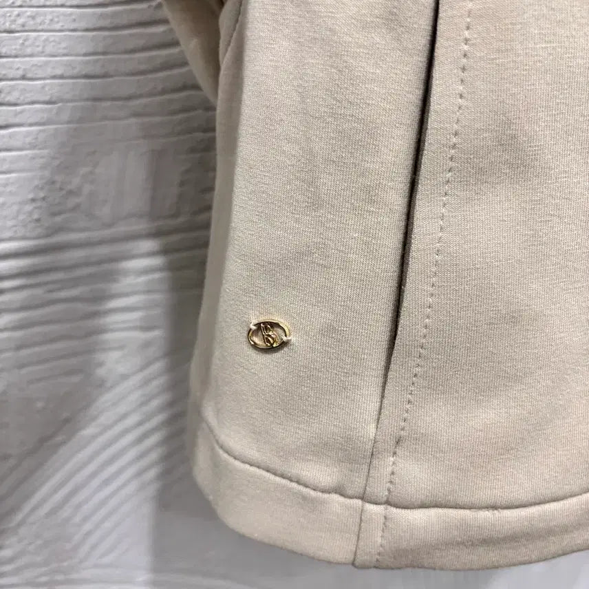 [BUNJANG] Bron Beige Cropped Hooded Zip-Up Jacket / 브론 후드 집업