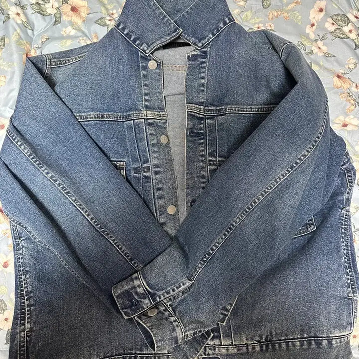 [BUNJANG] Uniqlo Denim Jacket XL / 유니클로 데님 자켓 XL