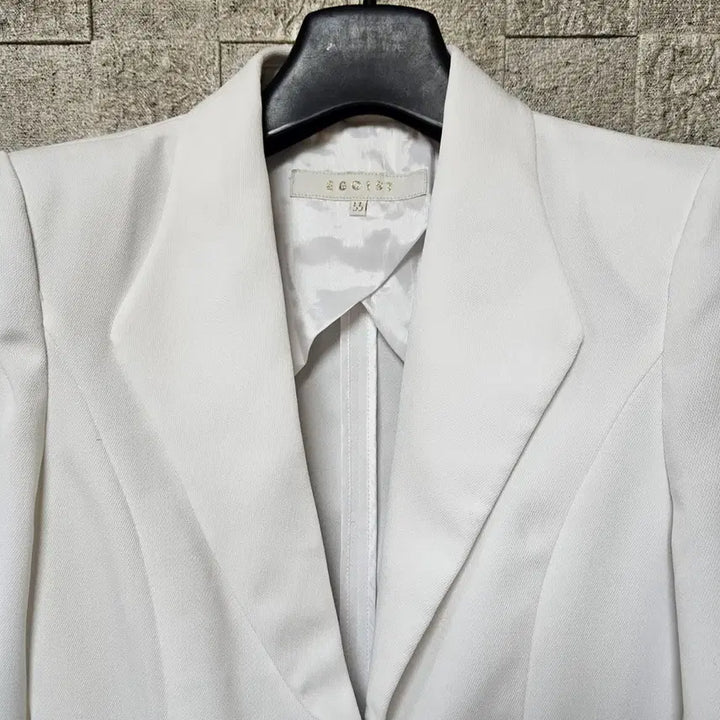 [BUNJANG] Egoist White Slim Fit Women&