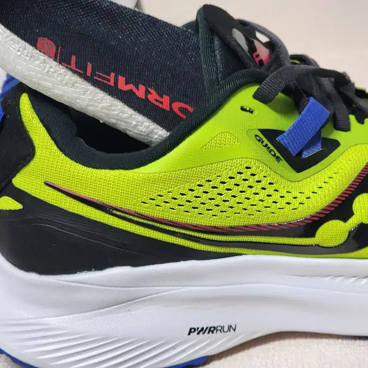 [BUNJANG] Saucony Guide 15 Running Shoes / 써코니 가이드 15 러닝화 형광 250mm