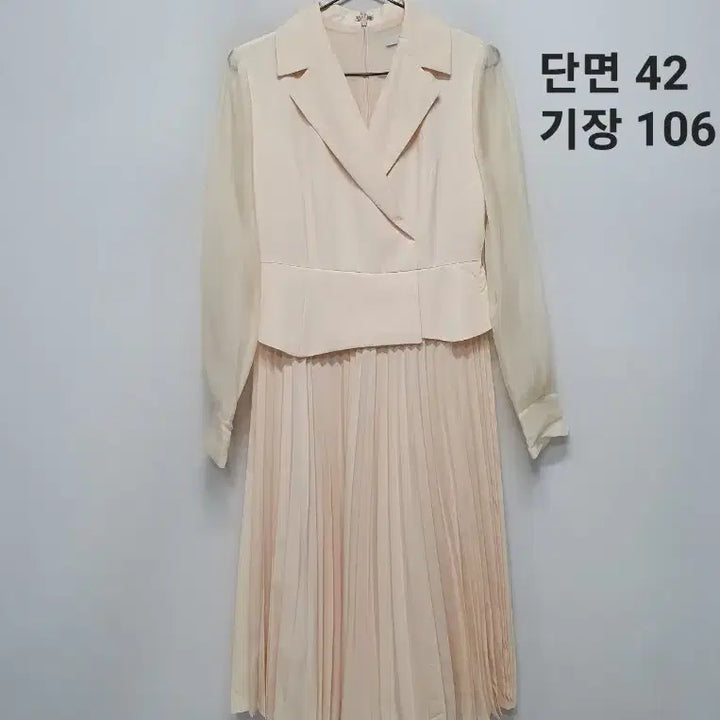 [BUNJANG] JJ JIGOTT Pleated Long Dress &amp; Blouse Layered Style / JJ지고트 플리츠 롱 원피스 블라우스 레이어드 스타일