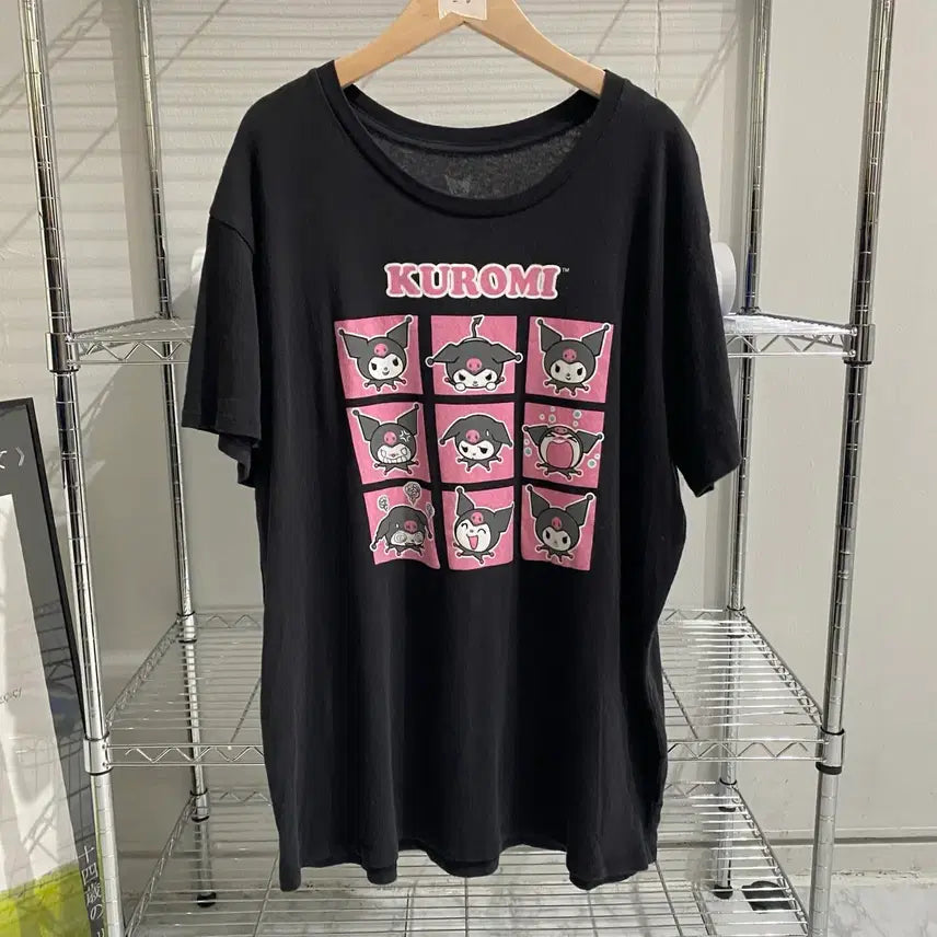 [BUNJANG] Sanrio Kuromi Official Animation T-Shirt / 산리오 쿠로미 오피셜 애니메이션 티셔츠 애니티