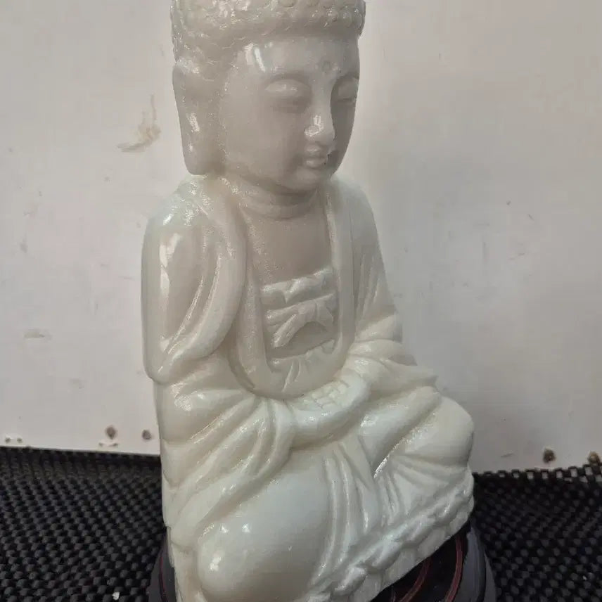 [BUNJANG] White Jade Shakyamuni Buddha Statue / 소장품 백옥 석가모니 불상