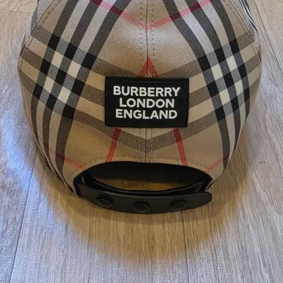 [BUNJANG] Burberry London England Ball Cap / 버버리 런던 잉글랜드 볼캡(새상품)