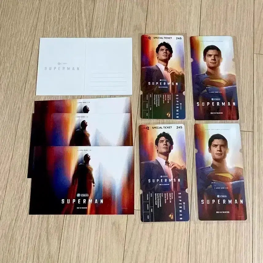 [BUNJANG] Superman IMAX Poster Bundle / 슈퍼맨 아이맥스 포스터 TTT 스페셜티켓+엽서 2025 씨네큐 스티