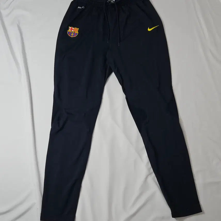 [BUNJANG] Nike FC Barcelona Track Pants Training Pants (M) / 나이키 FC 바르셀로나 유니폼 트랙팬츠 바지 트레이닝 바지 M 정품