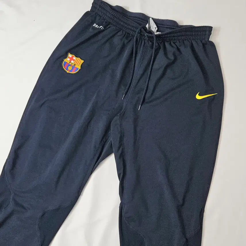 [BUNJANG] Nike FC Barcelona Track Pants Training Pants (M) / 나이키 FC 바르셀로나 유니폼 트랙팬츠 바지 트레이닝 바지 M 정품
