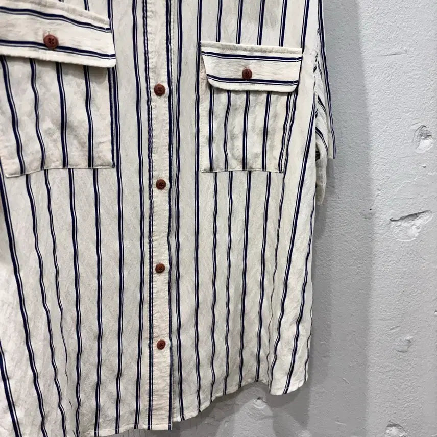 [BUNJANG] Signature Striped Loose Fit Short Sleeve Shirt / 시그니처 스트라이프 루즈핏 반팔 셔츠