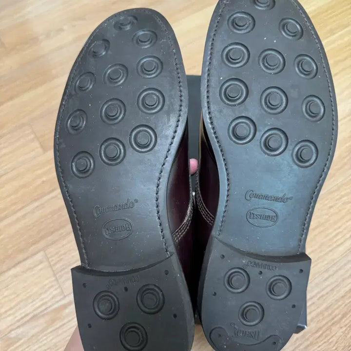 [SOLD OUT] [UK9] 샌더스 밀리터리 더비 버건디 1128R