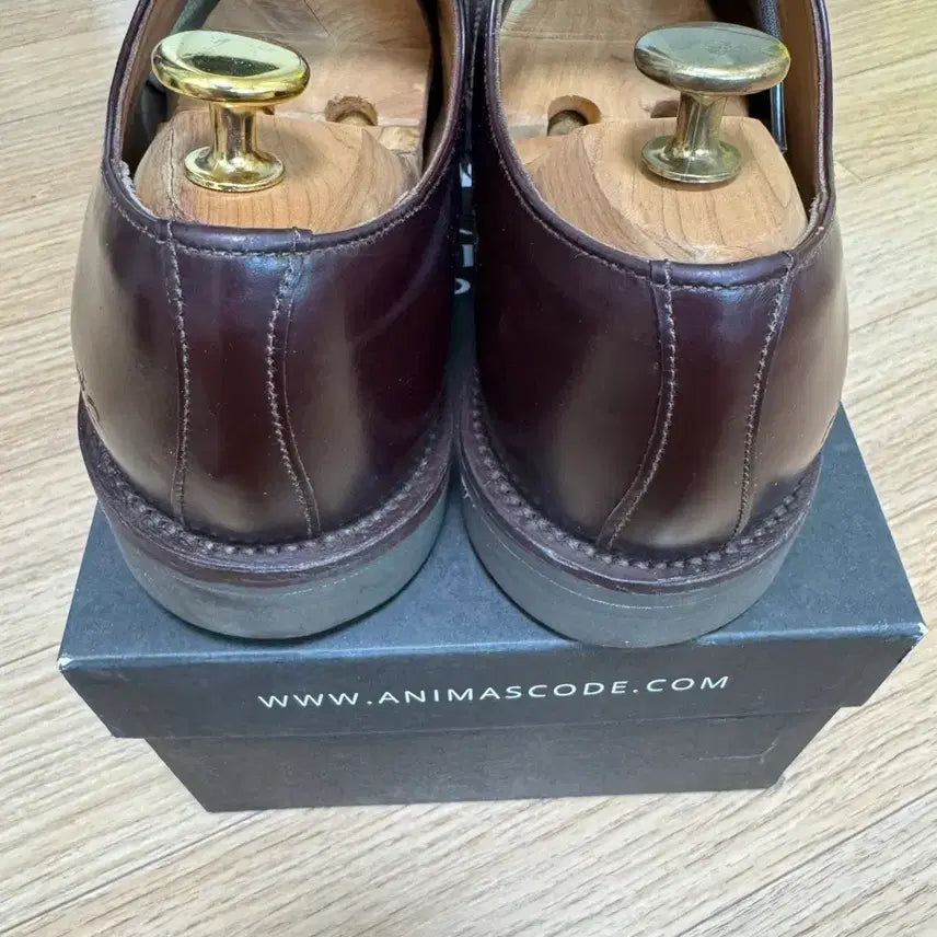 [SOLD OUT] [UK9] 샌더스 밀리터리 더비 버건디 1128R