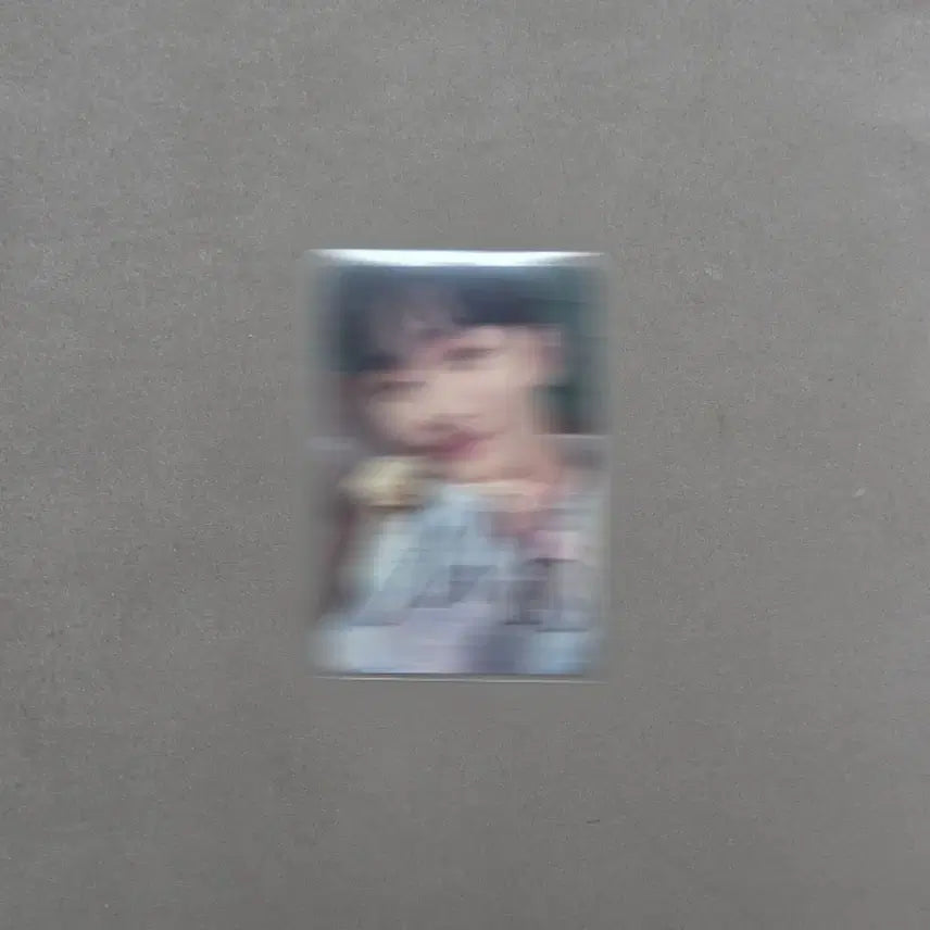 [SOLD OUT] 윤지성 싸인 포카
