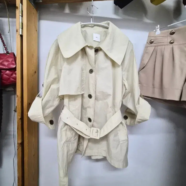 [SOLD OUT] 구호 바스락 숏 트렌치코트