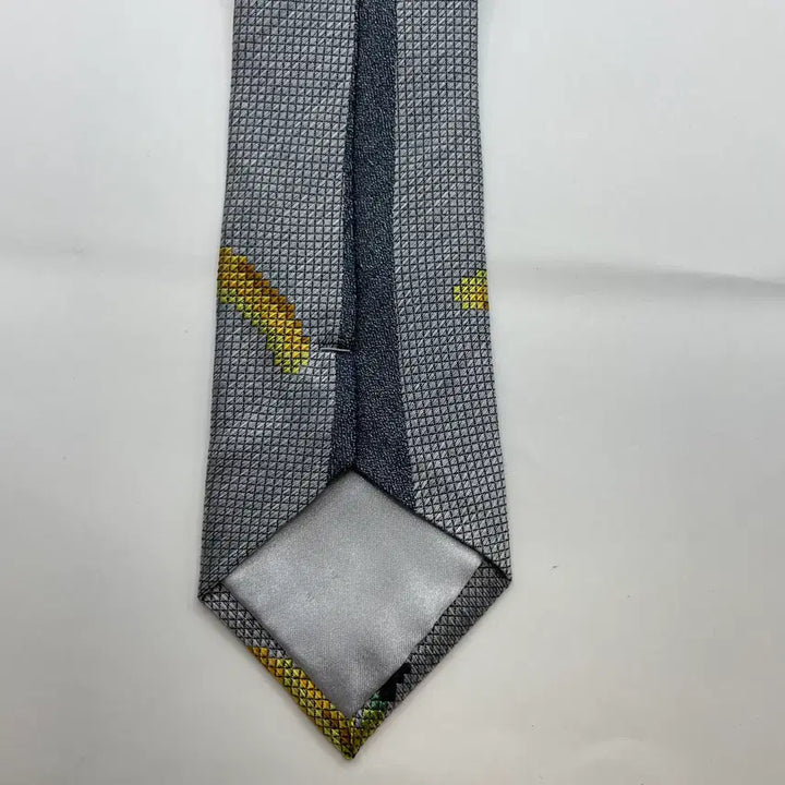 [BUNJANG] Trugen Pattern Necktie / 트루젠 패턴 넥타이 미사용