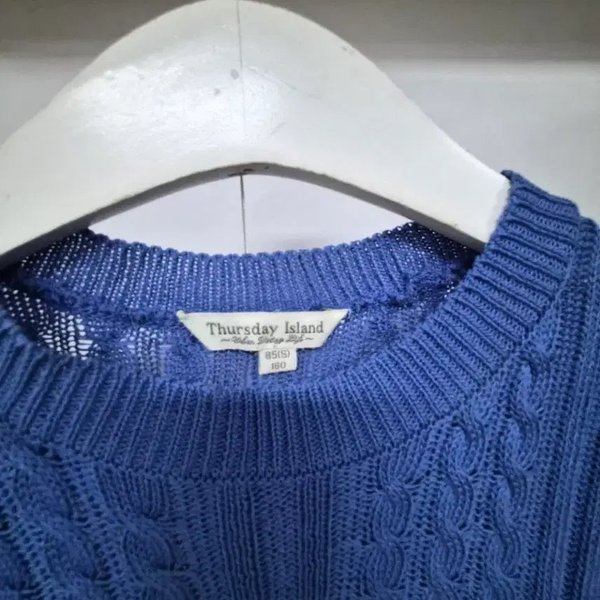 [BUNJANG] Thursday Island Summer Knit Top / 써스데이아일랜드 언발 여름니트