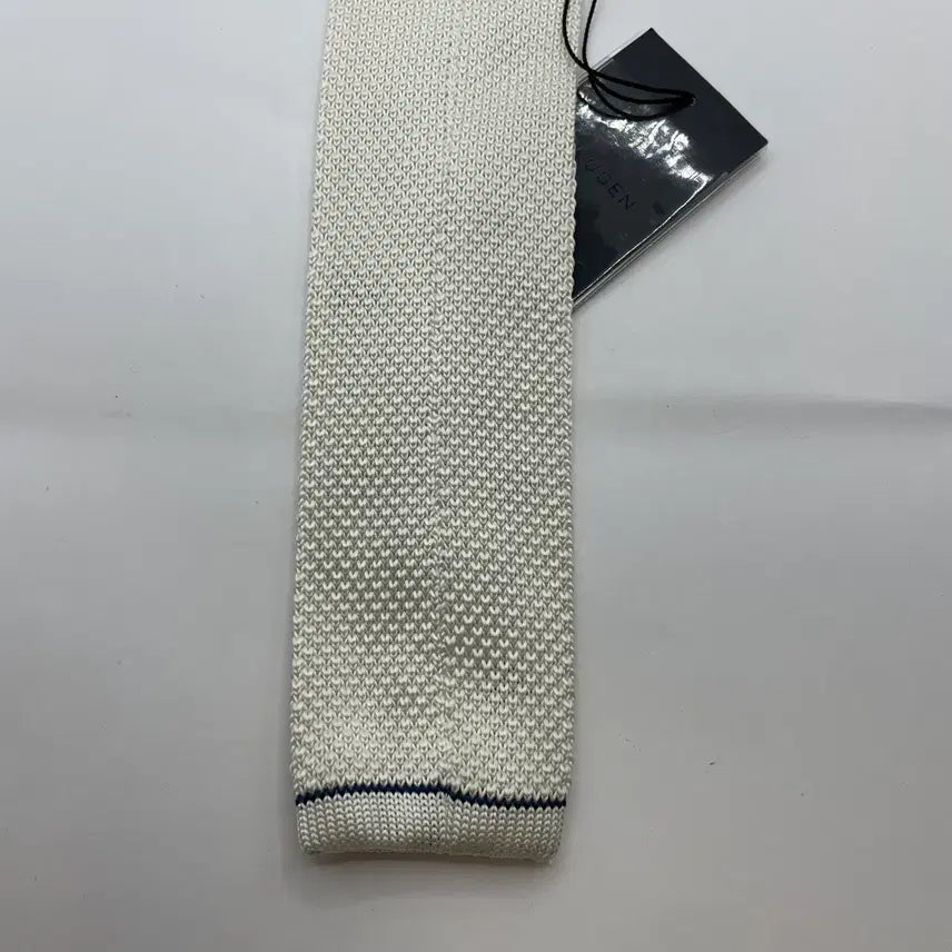 [BUNJANG] Trugen Pattern Necktie / 트루젠 패턴 넥타이 미사용