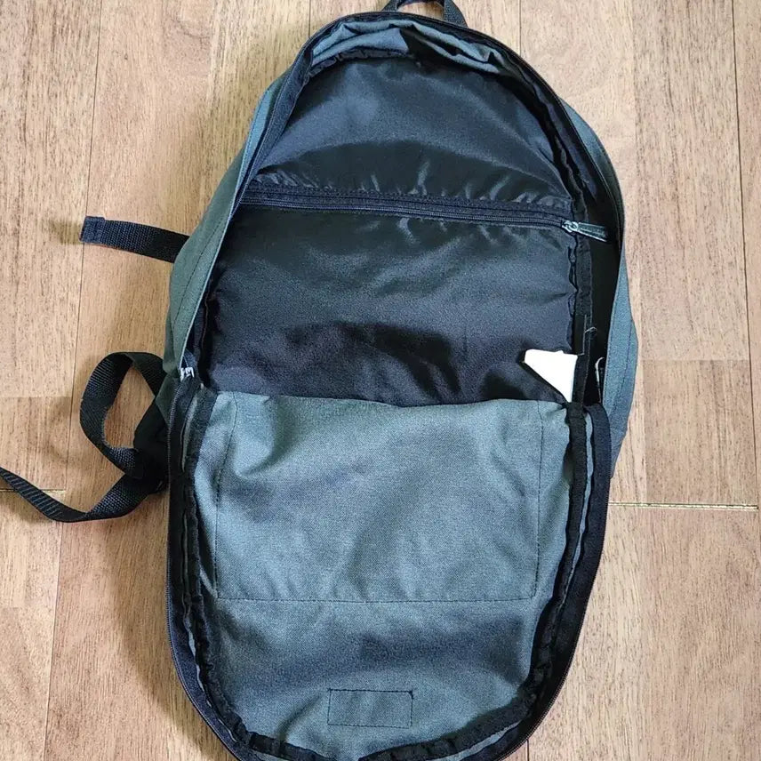 [BUNJANG] John Peters New York Backpack (Dark Green) / 존피터스 뉴욕 백팩 가방 (다크 그린)