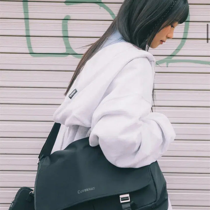 [BUNJANG] Covernat Contempo Messenger Bag Black / 커버낫 컨테포 메신저백 블랙