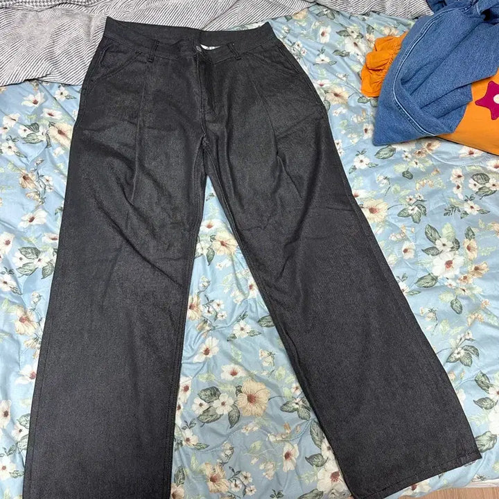 [BUNJANG] Uniform Bridge Wide One Tuck Denim Jeans / 유니폼브릿지 와이드 원턱 데님(그레이)L