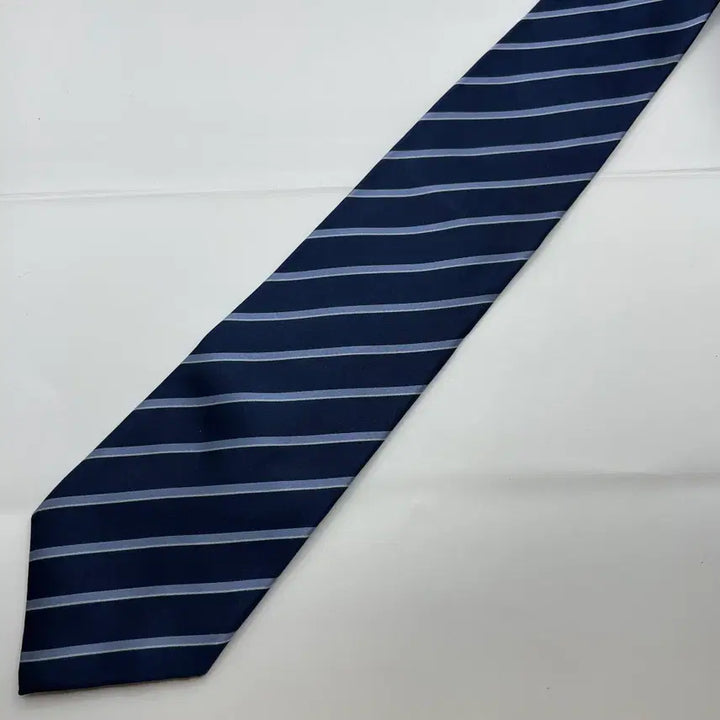 [BUNJANG] Banana Republic Patterned Necktie / 바나나리퍼블릭 패턴 넥타이