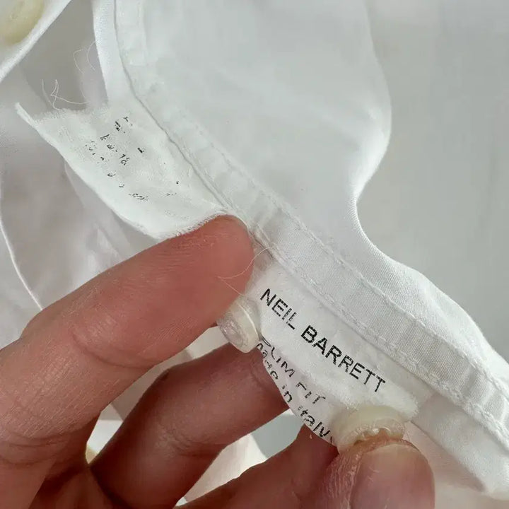 [BUNJANG] Neil Barrett White Shirt / 닐 바렛 100 화이트 셔츠 Made in Italy 이태리 생산품