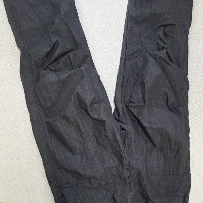 [BUNJANG] Eastservice Shop Parachute Pants Black / 이스트서비스샵 파라슈트 팬츠 블랙 50
