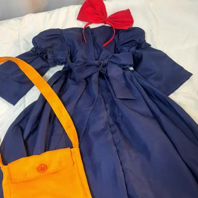 [BUNJANG] 마녀배달부 키키 졸업사진 촬영 대여 / 마녀배달부 키키 졸업사진 촬영 대여