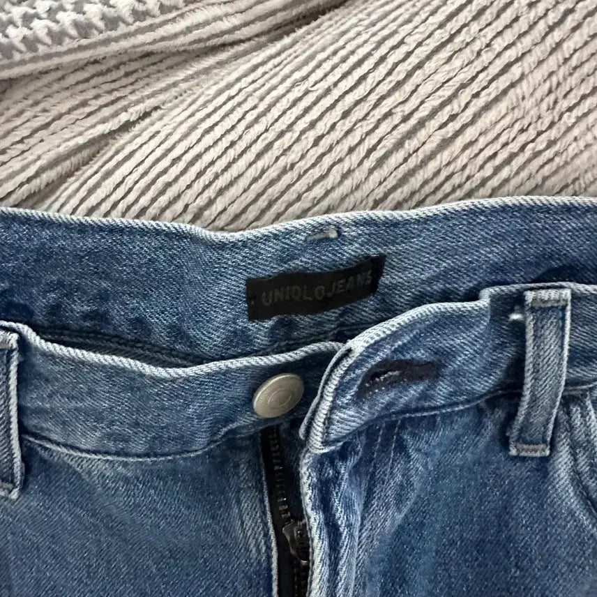 [BUNJANG] Uniqlo Denim Jeans (34) / 유니클로 데님(34)