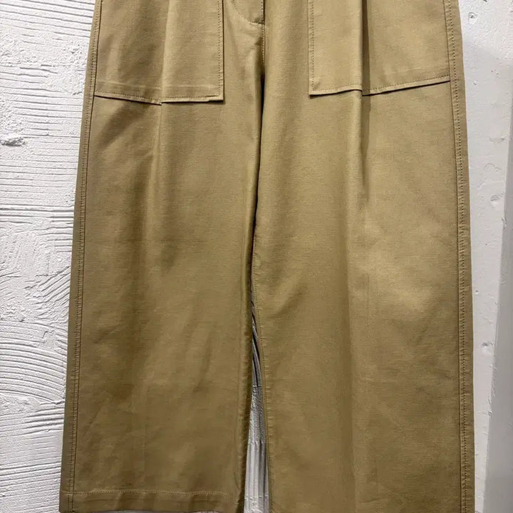 [SOLD OUT] 스튜디오톰보이 9부 카키 통팬츠