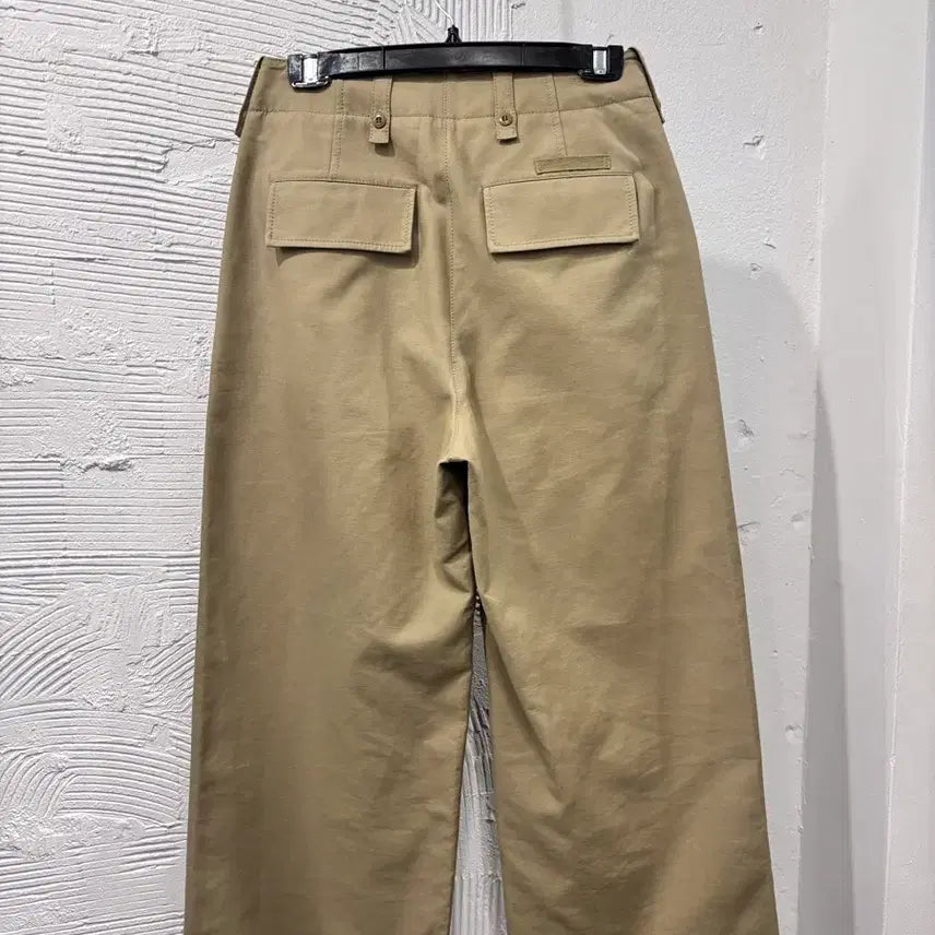 [SOLD OUT] 스튜디오톰보이 9부 카키 통팬츠