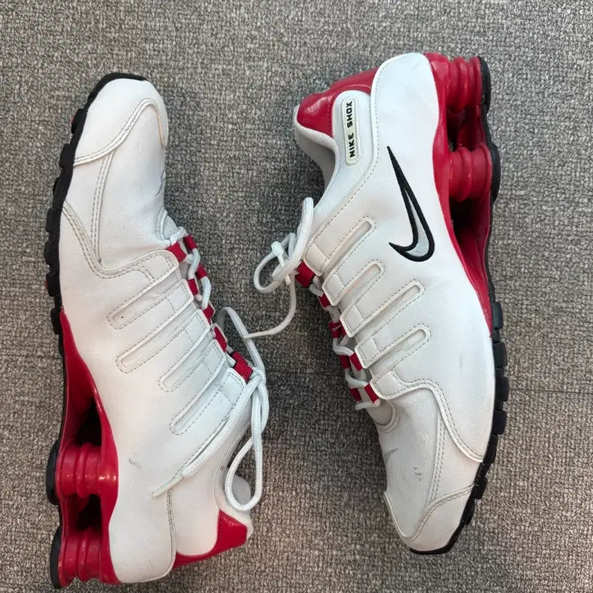[BUNJANG] Nike Shox NZ University Red Sneakers / 나이키 샥스 NZ 유니버시티 레드 290