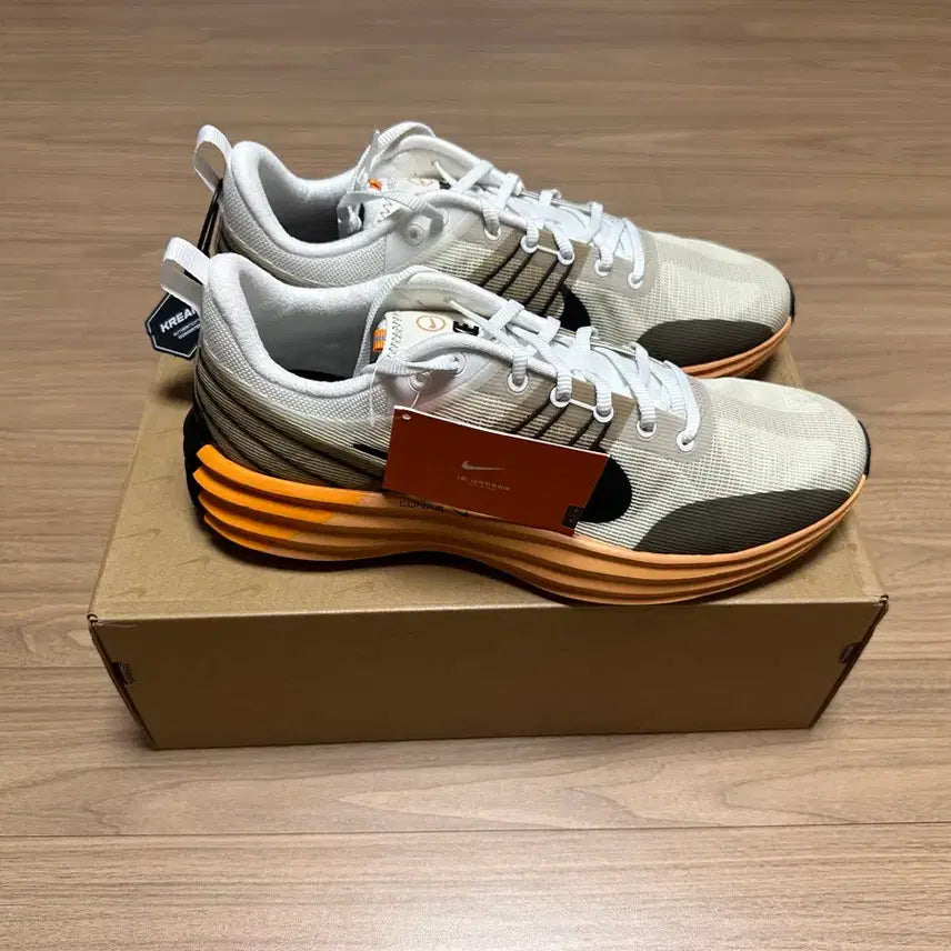 [BUNJANG] Nike Lunar Roam Summit White Coconut Milk Sneakers / 나이키 루나 롬 서밋 화이트 코코넛 밀크 285