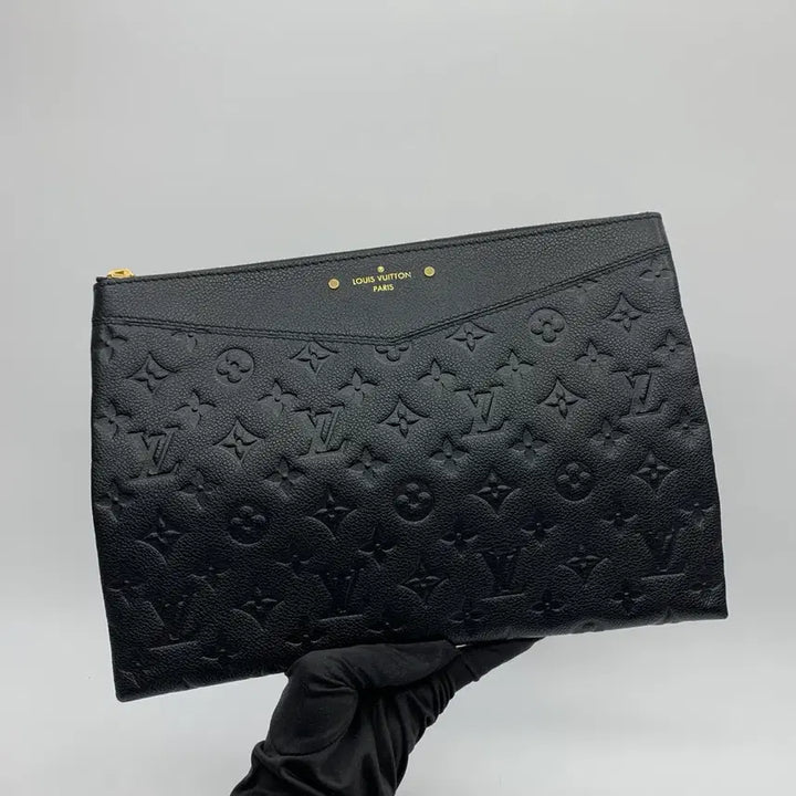 [BUNJANG] Louis Vuitton Empreinte Daily Pouch Black M62937 / 267001477 루이비통 앙프렝뜨 데일리 파우치 블랙 M62937