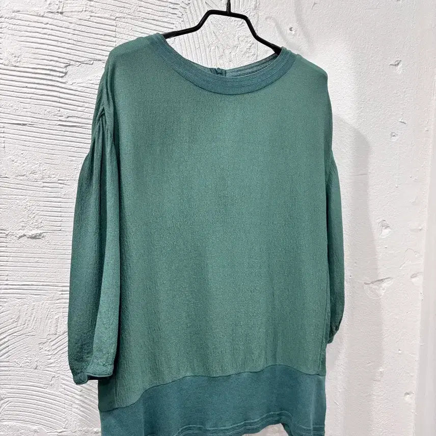 [BUNJANG] PRENDANG Loose Fit Green Short Sleeve Top / 쁘렝땅 루즈핏 그린 반팔탑