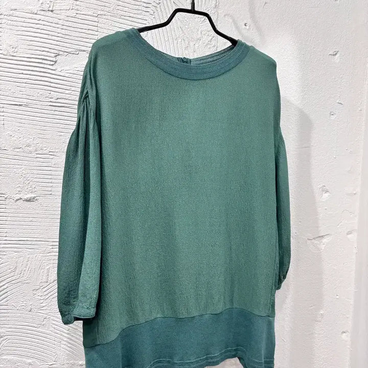 [BUNJANG] PRENDANG Loose Fit Green Short Sleeve Top / 쁘렝땅 루즈핏 그린 반팔탑