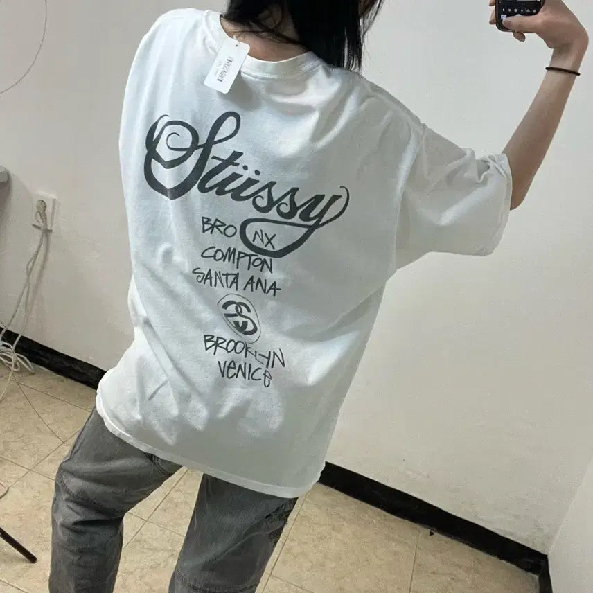 [BUNJANG] Stussy World Tour T-shirt / 스투시 월드투어 반팔