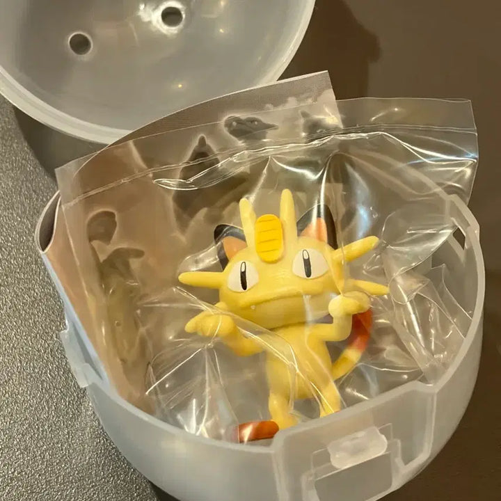 [BUNJANG] Pokemon Kanto Collection Meowth Figure / (새 상품) 포켓몬 관동 컬렉션 피규어 가챠 나옹