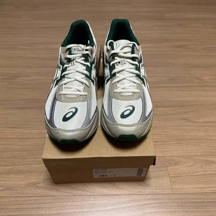 [BUNJANG] Asics Jog 100S Pale Oak Pure Silver Running Shoes / 아식스 조그 100 S 페일 오크 퓨어 실버 285