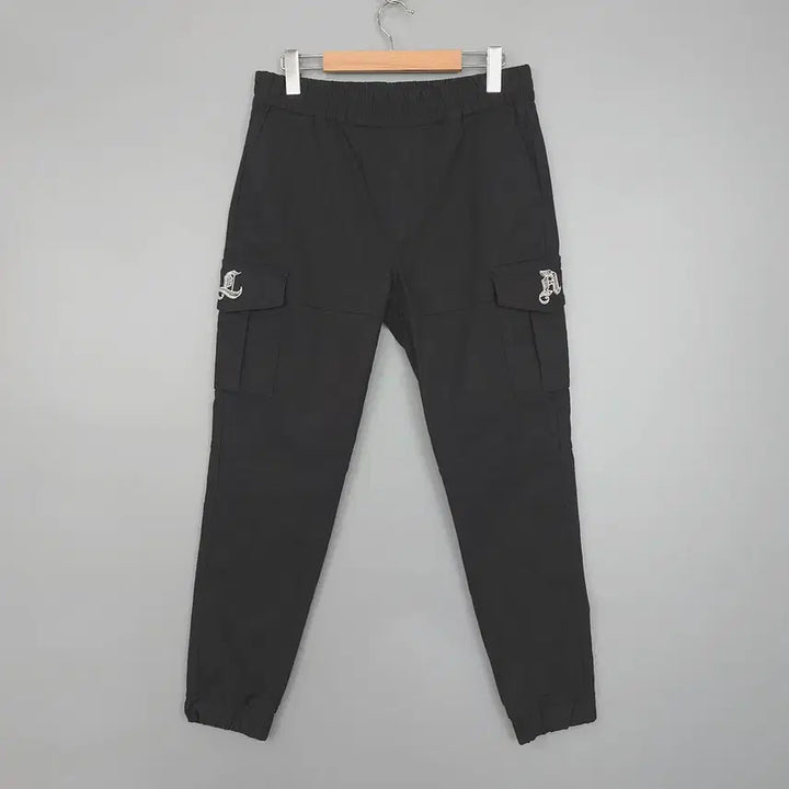 [BUNJANG] NBA Embroidered Street Jogger Pants Black (30) / NBA 앤비에이 스트릿 자수 조거팬츠 블랙 76 (30)