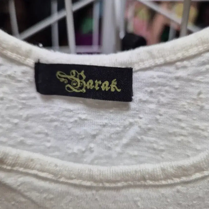 [BUNJANG] Sarahk White Cutout Short Sleeve T-shirt / Sarahk 화이트 컷아웃 반팔 티셔츠 일본