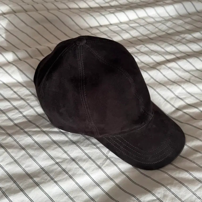 [BUNJANG] Massimo Dutti Suede Ball Cap (Brown) / (새상품급)Massimo Dutti 스웨이드 볼캡 (브라운) 01사이즈