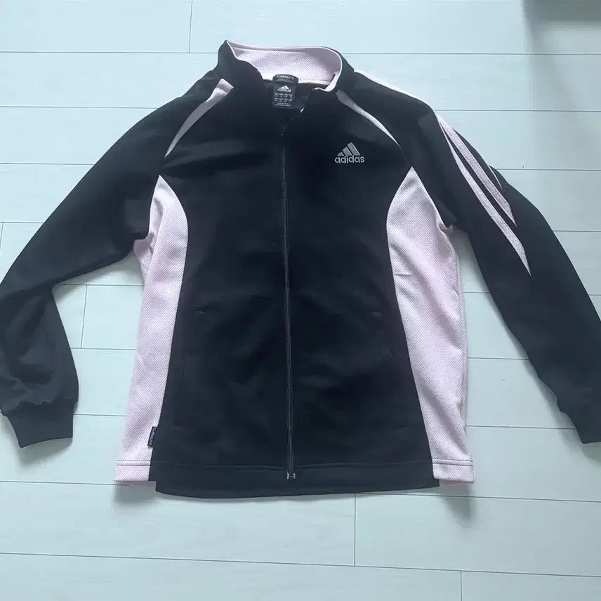 [BUNJANG] Adidas Strawberry Milk Black Jersey Vintage Jersey / 대대장 아디다스 딸기우유 블랙 져지 아디다스 져지 빈티지 엣팃시