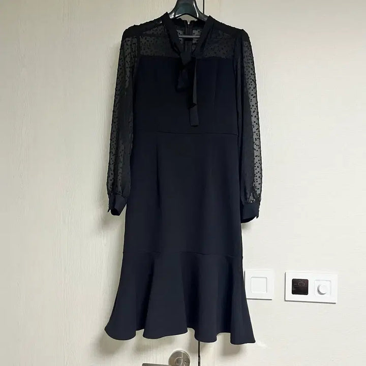 [BUNJANG] Black See-Through Mermaid Dress / 블랙 시스루 배색 머메이드핏 원피스