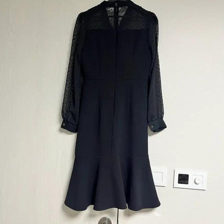 [BUNJANG] Black See-Through Mermaid Dress / 블랙 시스루 배색 머메이드핏 원피스