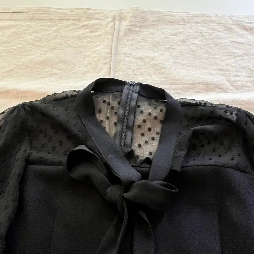 [BUNJANG] Black See-Through Mermaid Dress / 블랙 시스루 배색 머메이드핏 원피스