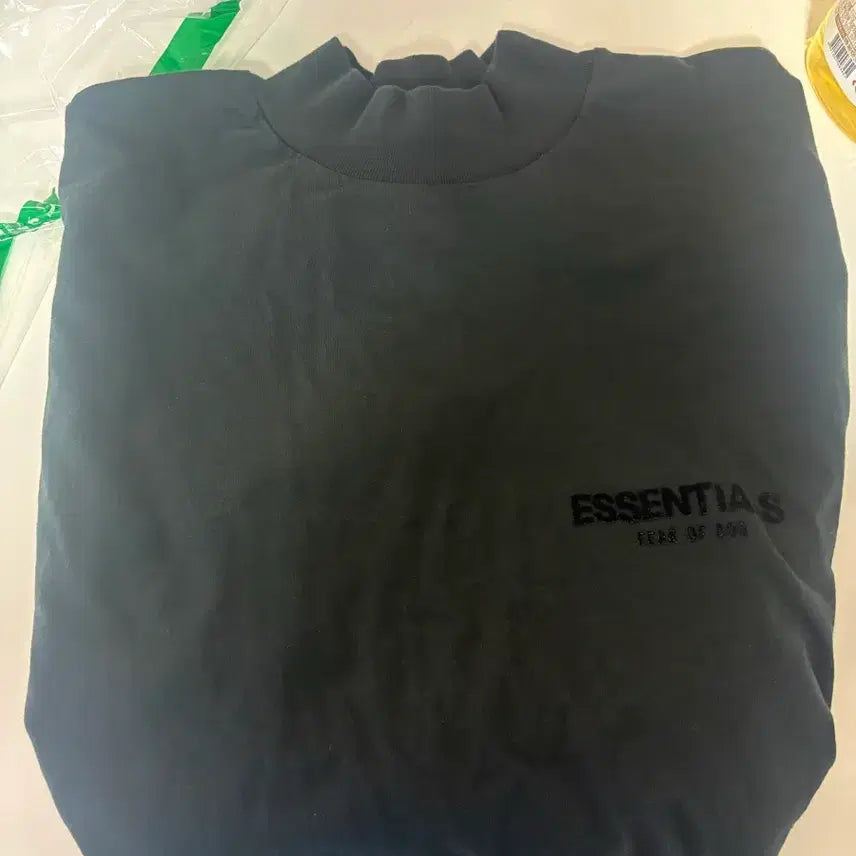 [BUNJANG] Fear of God Essentials Long Sleeve Stretch Limo (Black) / 22년 피어오브갓에센셜 롱슬리브 스트레치리모(블랙)