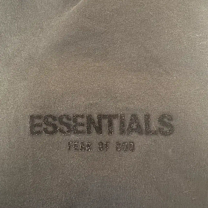 [BUNJANG] Fear of God Essentials Long Sleeve Stretch Limo (Black) / 22년 피어오브갓에센셜 롱슬리브 스트레치리모(블랙)
